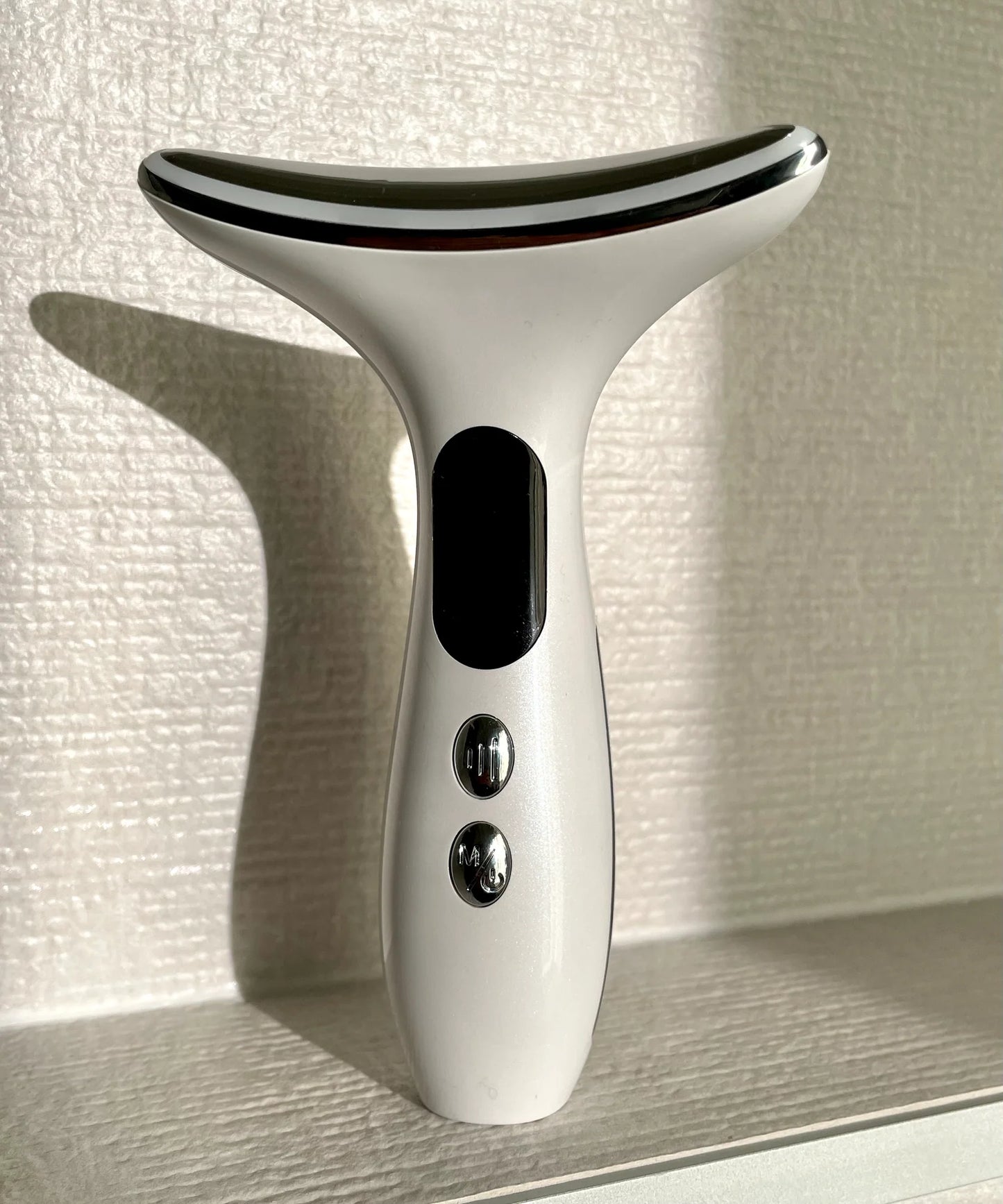 GlowSense – Il Segreto per la Tua Pelle Radiosa